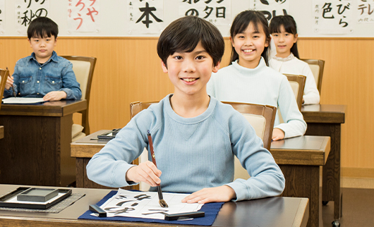 お道具は教室にてすべてお貸ししています。まずはお気軽に体験してみてください。